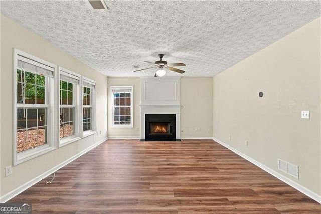 4458 High Gate Drive NW, Acworth, GA 30101