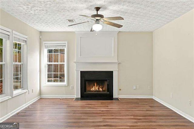 4458 High Gate Drive NW, Acworth, GA 30101