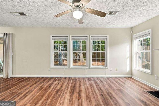 4458 High Gate Drive NW, Acworth, GA 30101