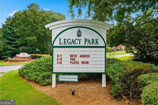4458 High Gate Drive NW, Acworth, GA 30101