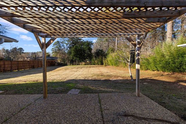 1213 LeDuke Blvd, Longview, TX 75601