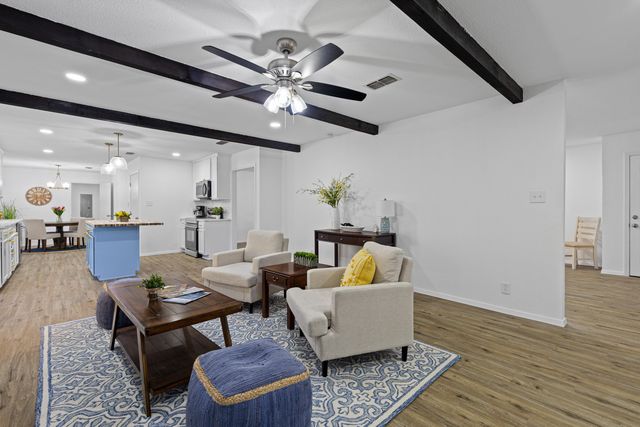 1213 LeDuke Blvd, Longview, TX 75601