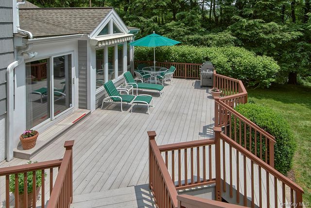 121 Washburn Road, Briarcliff Manor, NY 10510