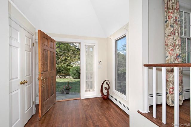 121 Washburn Road, Briarcliff Manor, NY 10510
