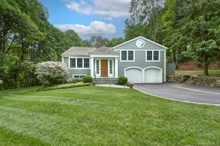 121 Washburn Road, Briarcliff Manor, NY 10510