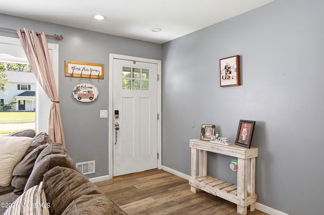 126 Andover Road, Jackson, NJ 08527
