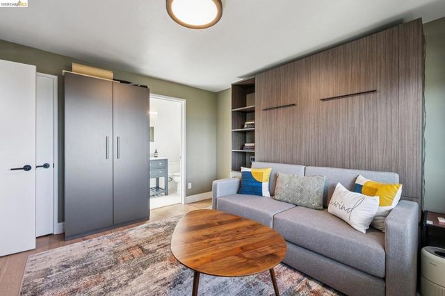 255 255 Stanford Ave, Kensington, CA 94708