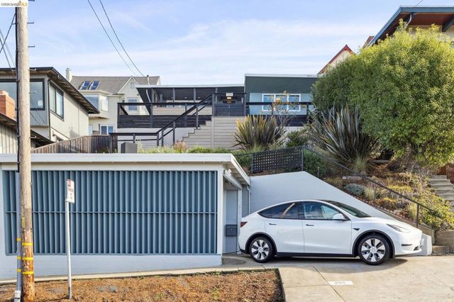 255 255 Stanford Ave, Kensington, CA 94708