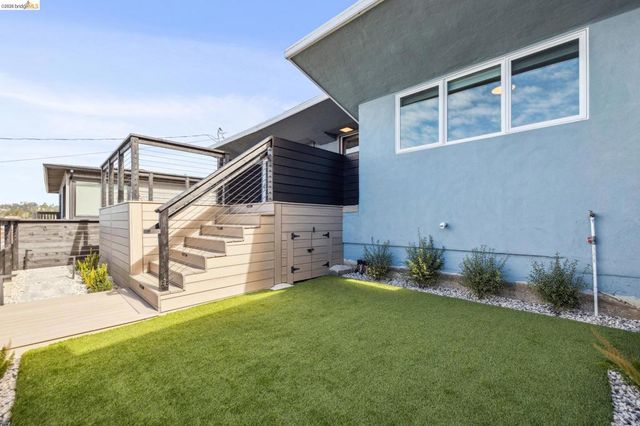 255 255 Stanford Ave, Kensington, CA 94708