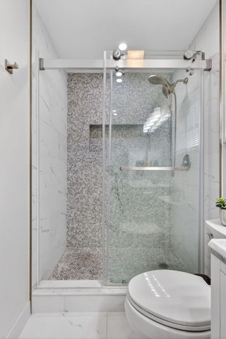 5675 Queen Palm Ct E, Delray Beach, FL 33484