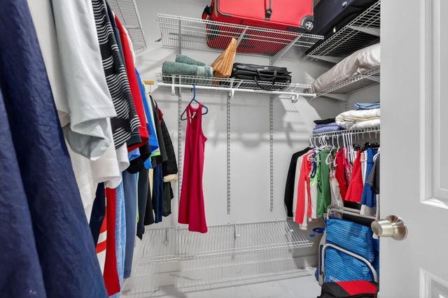 5675 Queen Palm Ct E, Delray Beach, FL 33484