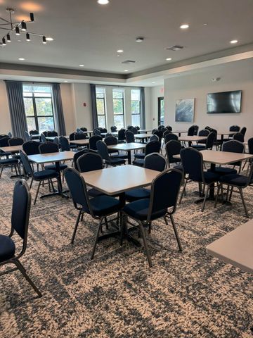 5675 Queen Palm Ct E, Delray Beach, FL 33484