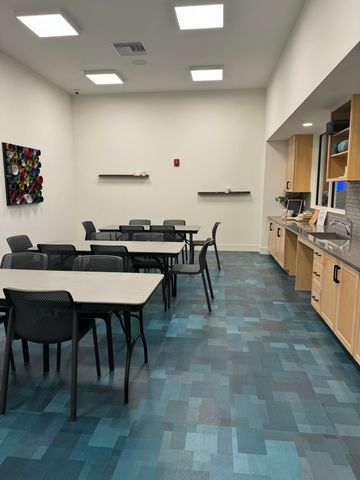 5675 Queen Palm Ct E, Delray Beach, FL 33484