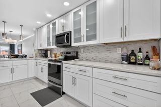 5675 Queen Palm Ct E, Delray Beach, FL 33484