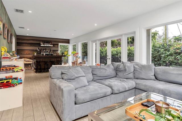 1444 Mendavia Ave, Coral Gables, FL 33146