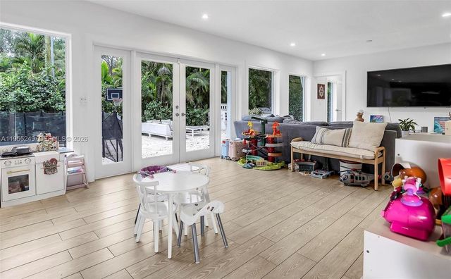 1444 Mendavia Ave, Coral Gables, FL 33146