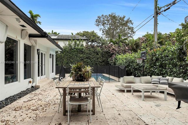 1444 Mendavia Ave, Coral Gables, FL 33146