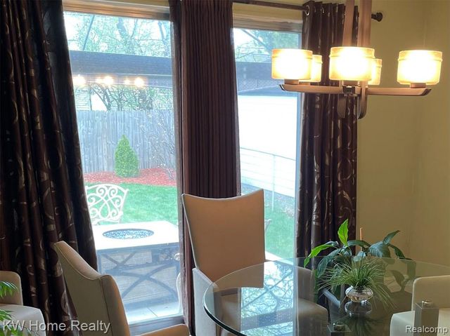 15838 Harden Circle, Southfield, MI 48075