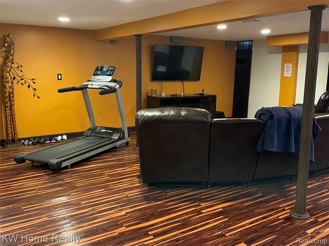15838 Harden Circle, Southfield, MI 48075