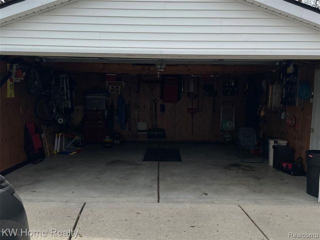 15838 Harden Circle, Southfield, MI 48075