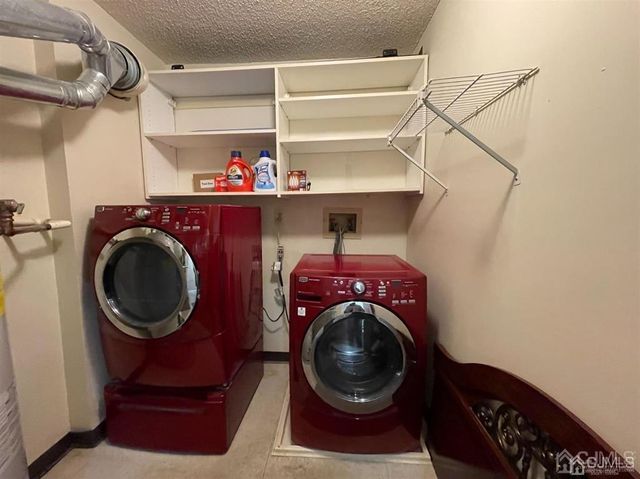 306 Hampshire Court, Piscataway, NJ 08854
