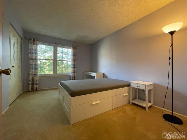 306 Hampshire Court, Piscataway, NJ 08854
