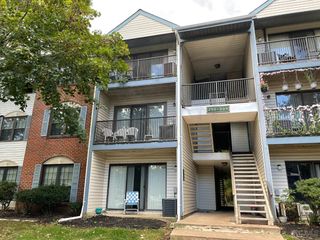 306 Hampshire Court, Piscataway, NJ 08854