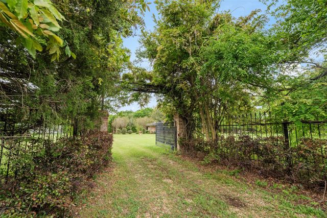145 Vz County Road 2806, Mabank, TX 75147