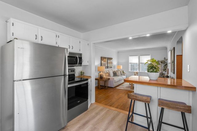 4429 32nd Avenue S, Minneapolis, MN 55406