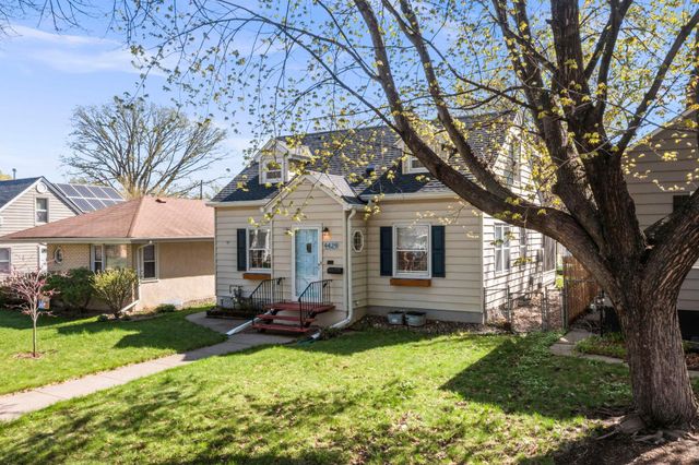 4429 32nd Avenue S, Minneapolis, MN 55406