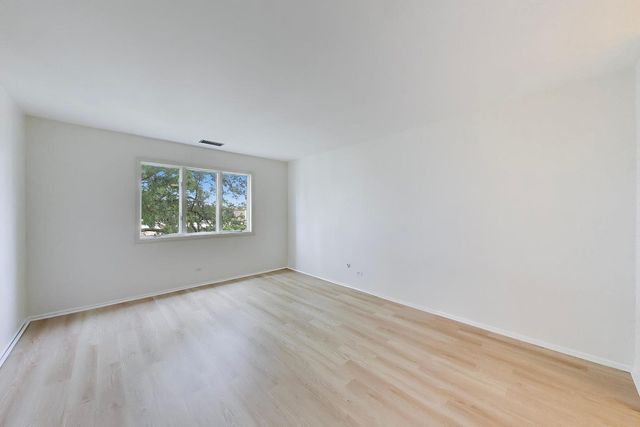 907 Curtiss Street 404, Downers Grove, IL 60515