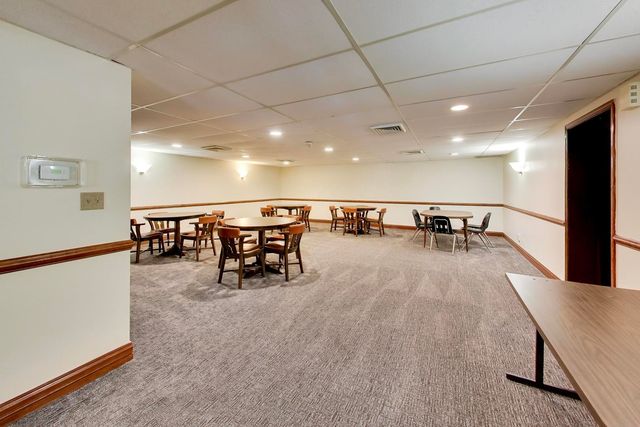 907 Curtiss Street 404, Downers Grove, IL 60515