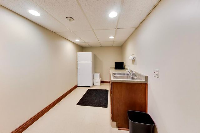 907 Curtiss Street 404, Downers Grove, IL 60515