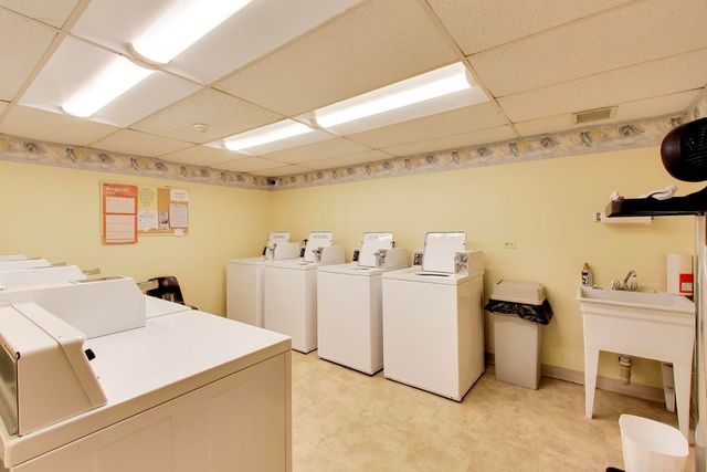 907 Curtiss Street 404, Downers Grove, IL 60515