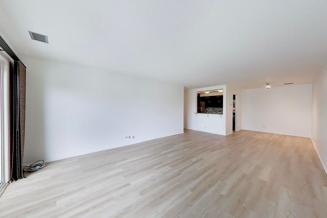 907 Curtiss Street 404, Downers Grove, IL 60515