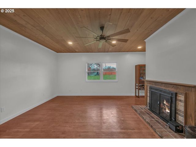 19448 Sw SCHOLLS FERRY Rd, Beaverton, OR 97007