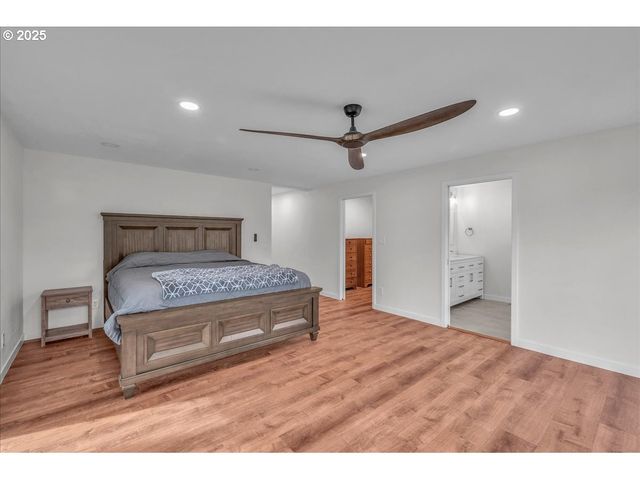 19448 Sw SCHOLLS FERRY Rd, Beaverton, OR 97007