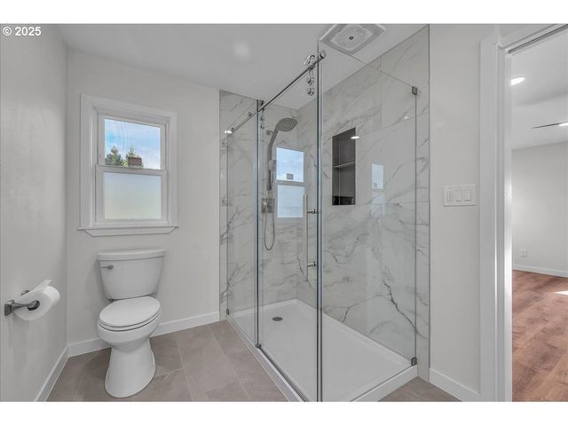 19448 Sw SCHOLLS FERRY Rd, Beaverton, OR 97007