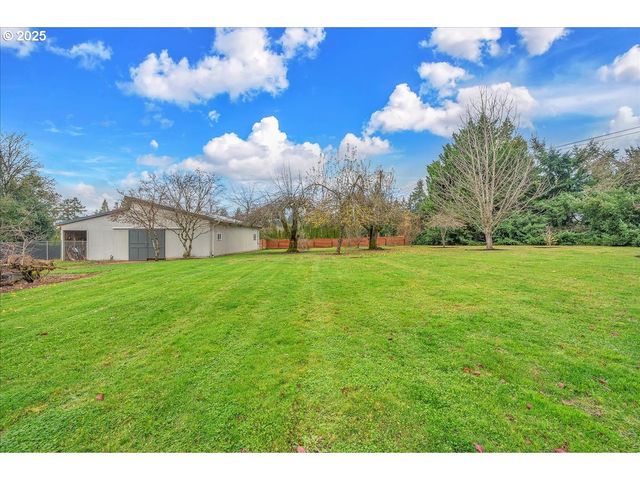 19448 Sw SCHOLLS FERRY Rd, Beaverton, OR 97007