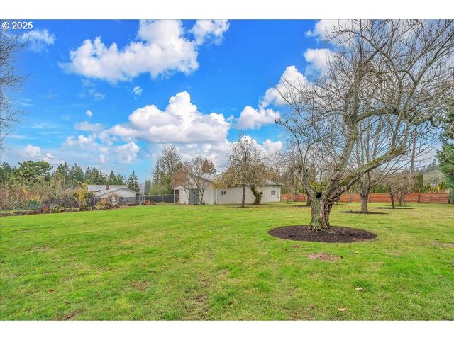 19448 Sw SCHOLLS FERRY Rd, Beaverton, OR 97007