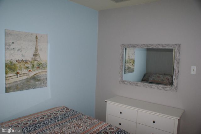 111 ABELIA DR, Newark, DE 19702