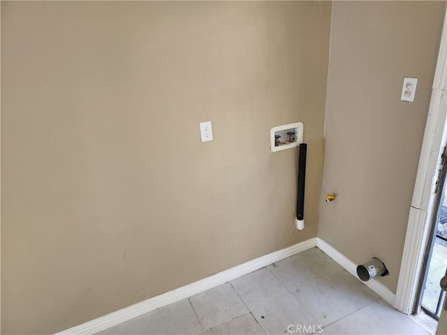 1545 N Lugo, San Bernardino, CA 92404