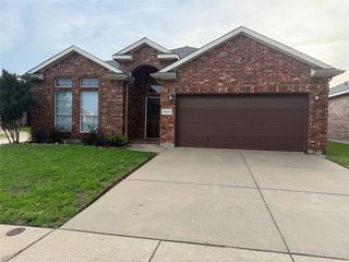 9524 Navarro Street, Fort Worth, TX 76036