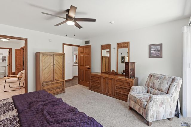 3900 PARK DR, Rapid City, SD 57702