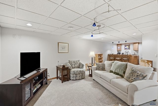 3900 PARK DR, Rapid City, SD 57702