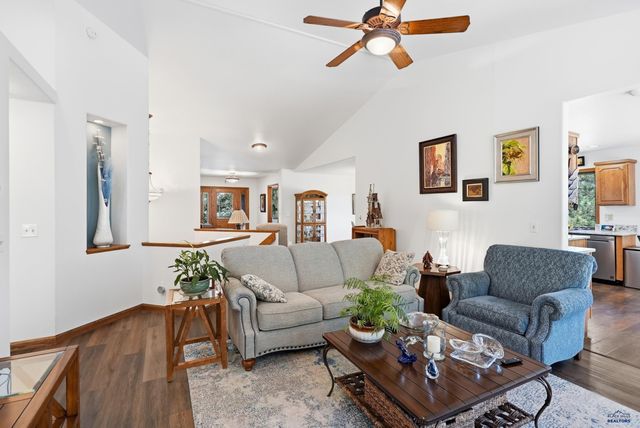 3900 PARK DR, Rapid City, SD 57702