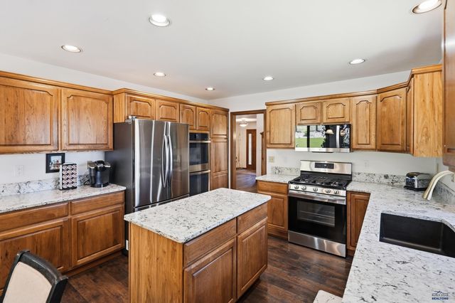 3900 PARK DR, Rapid City, SD 57702