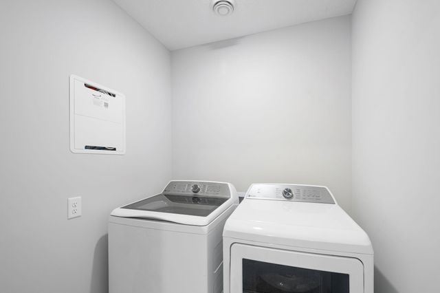 10310 Birchwood Circle, Victoria, MN 55318