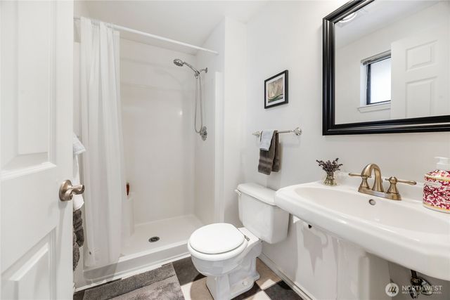 8851 48th Place W, Mukilteo, WA 98275
