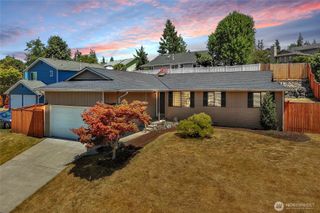 8851 48th Place W, Mukilteo, WA 98275